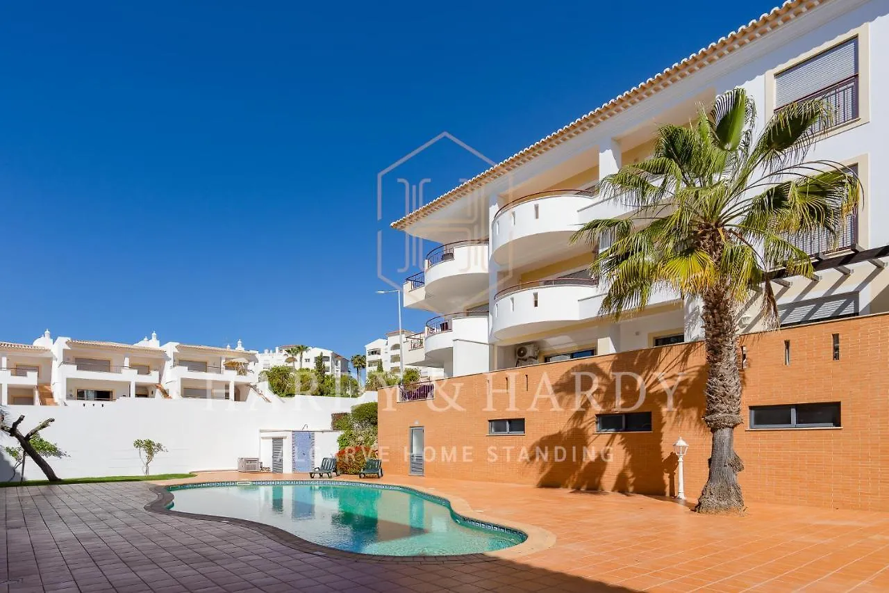 H&H - Rare Chic & Cosy Apartment With Wonderful Sea Views, Near To Meia Praia Beach And Lagos Center