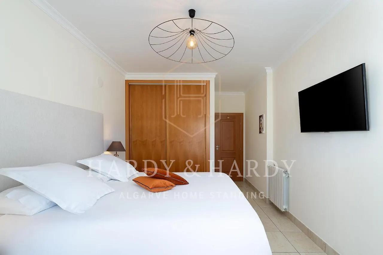 H&H - Rare Chic & Cosy Apartment With Wonderful Sea Views, Near To Meia Praia Beach And Lagos Center 0*,  Portugal