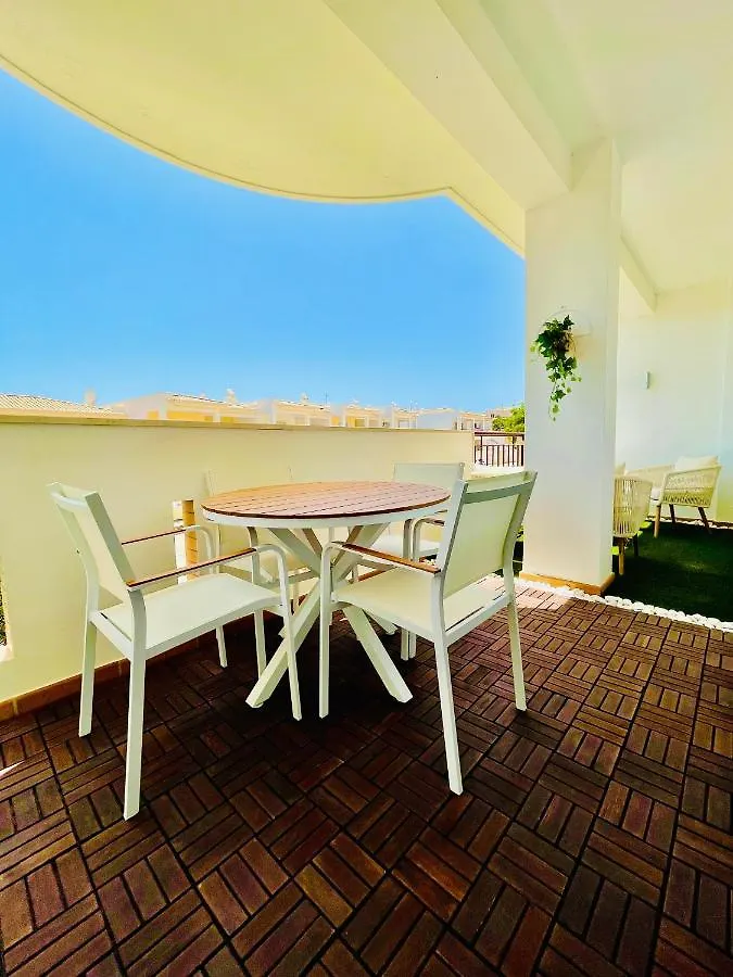 H&H - Rare Chic & Cosy Apartment With Wonderful Sea Views, Near To Meia Praia Beach And Lagos Center Portugal
